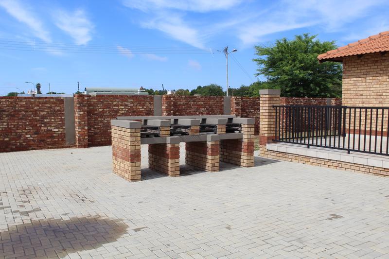 To Let 2 Bedroom Property for Rent in Klerksdorp North West